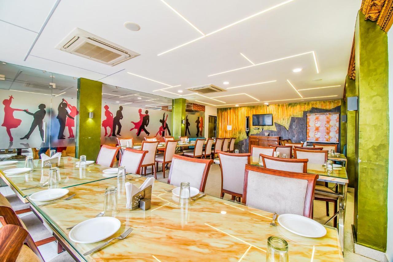 Fabhotel Eleven Heights Μποπάλ Εξωτερικό φωτογραφία